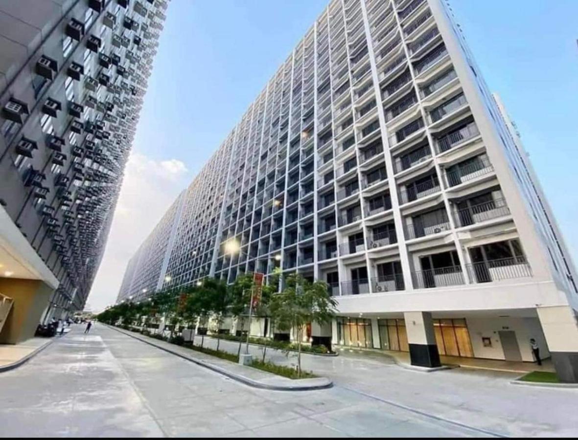 Deluxe Suites Razelles 2 At Shore 2 Residences Tower 1 Pasay Esterno foto