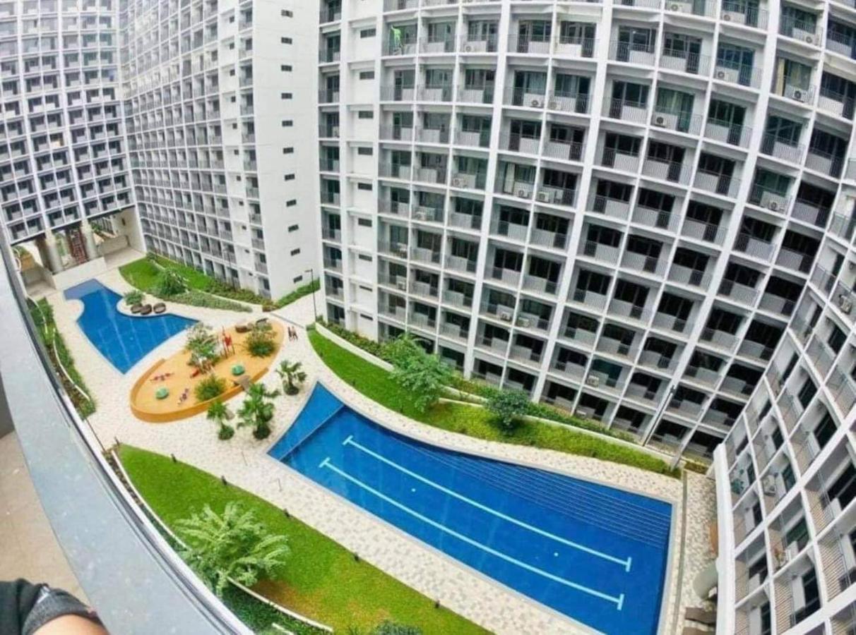 Deluxe Suites Razelles 2 At Shore 2 Residences Tower 1 Pasay Esterno foto