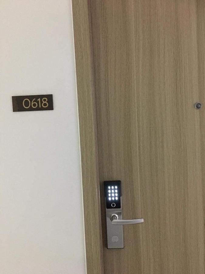 Deluxe Suites Razelles 2 At Shore 2 Residences Tower 1 Pasay Esterno foto