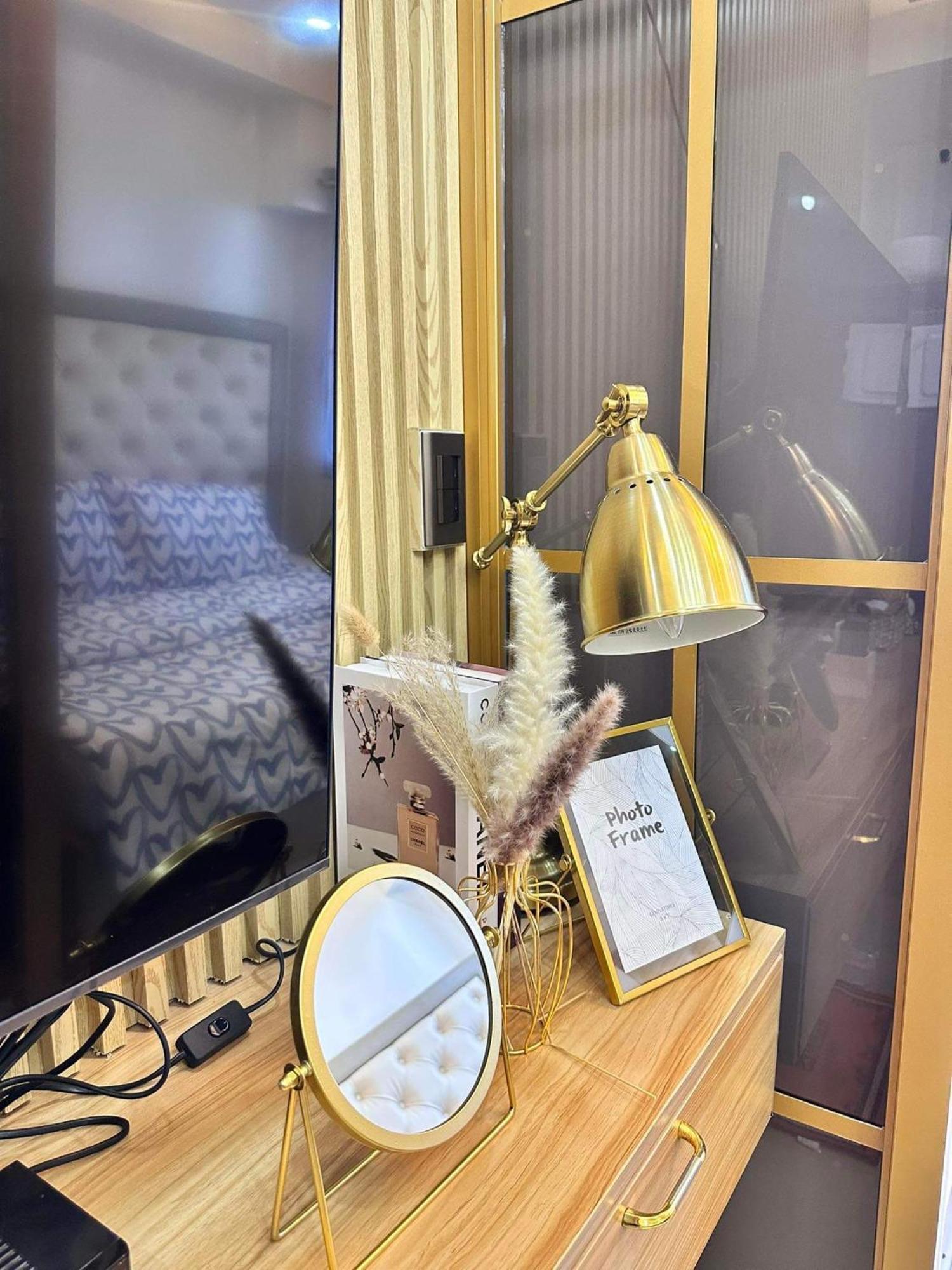 Deluxe Suites Razelles 2 At Shore 2 Residences Tower 1 Pasay Esterno foto